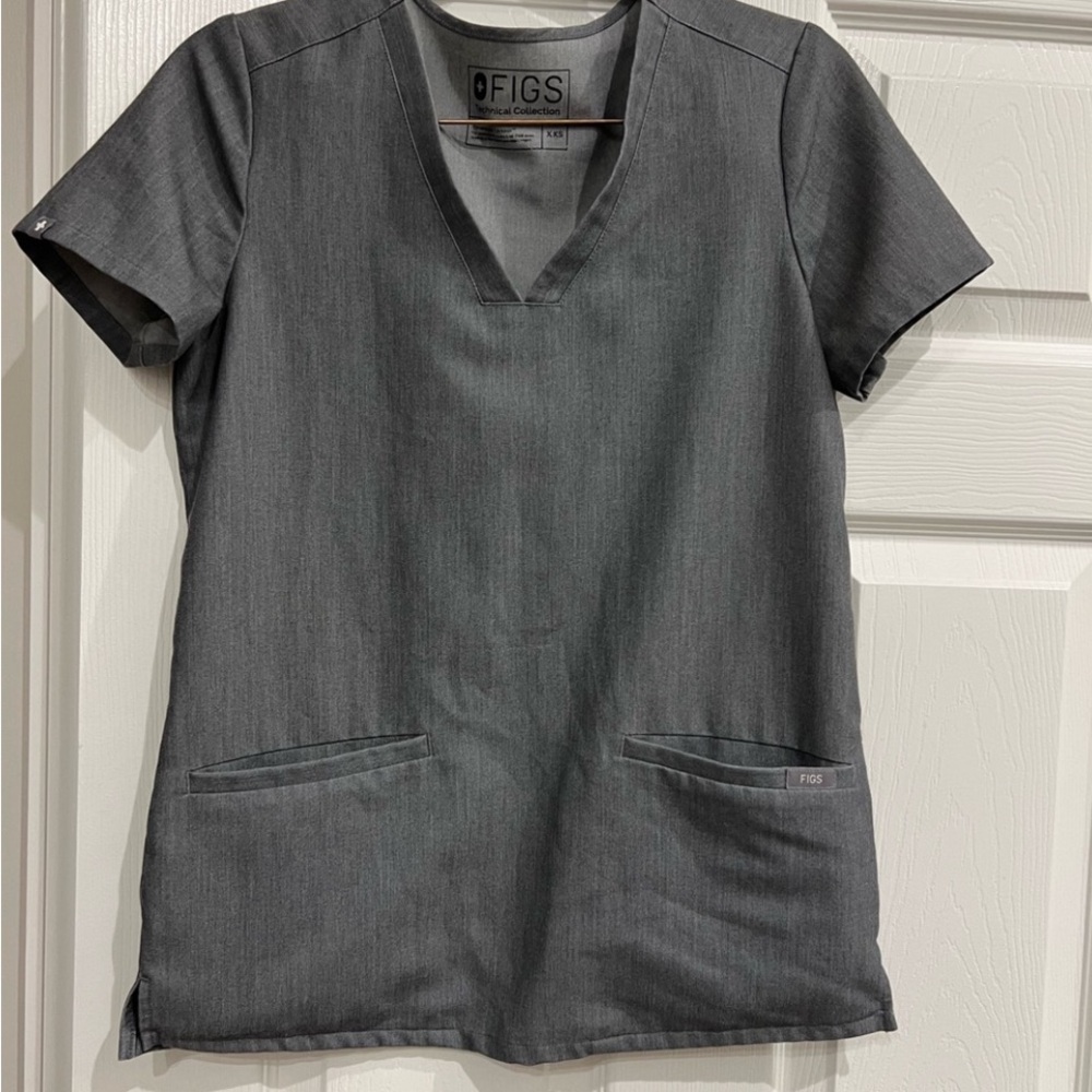 Figs Scrub Top!